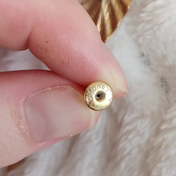 Monet Vintage Leaf Gold Tone Earrings - Picture 3 of 3